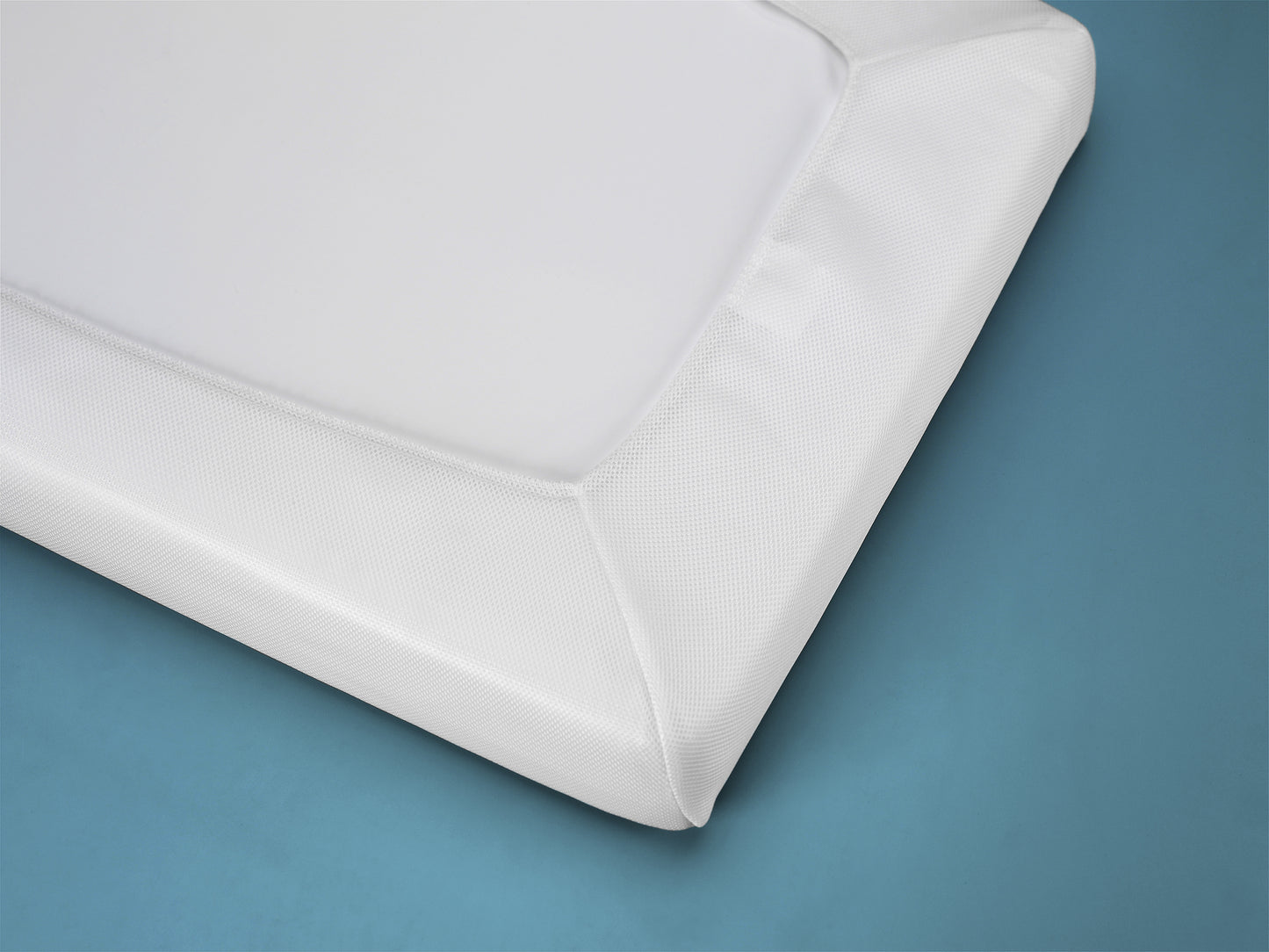 Little Dreamer Breathe-Thru Crib Mattress Cover
