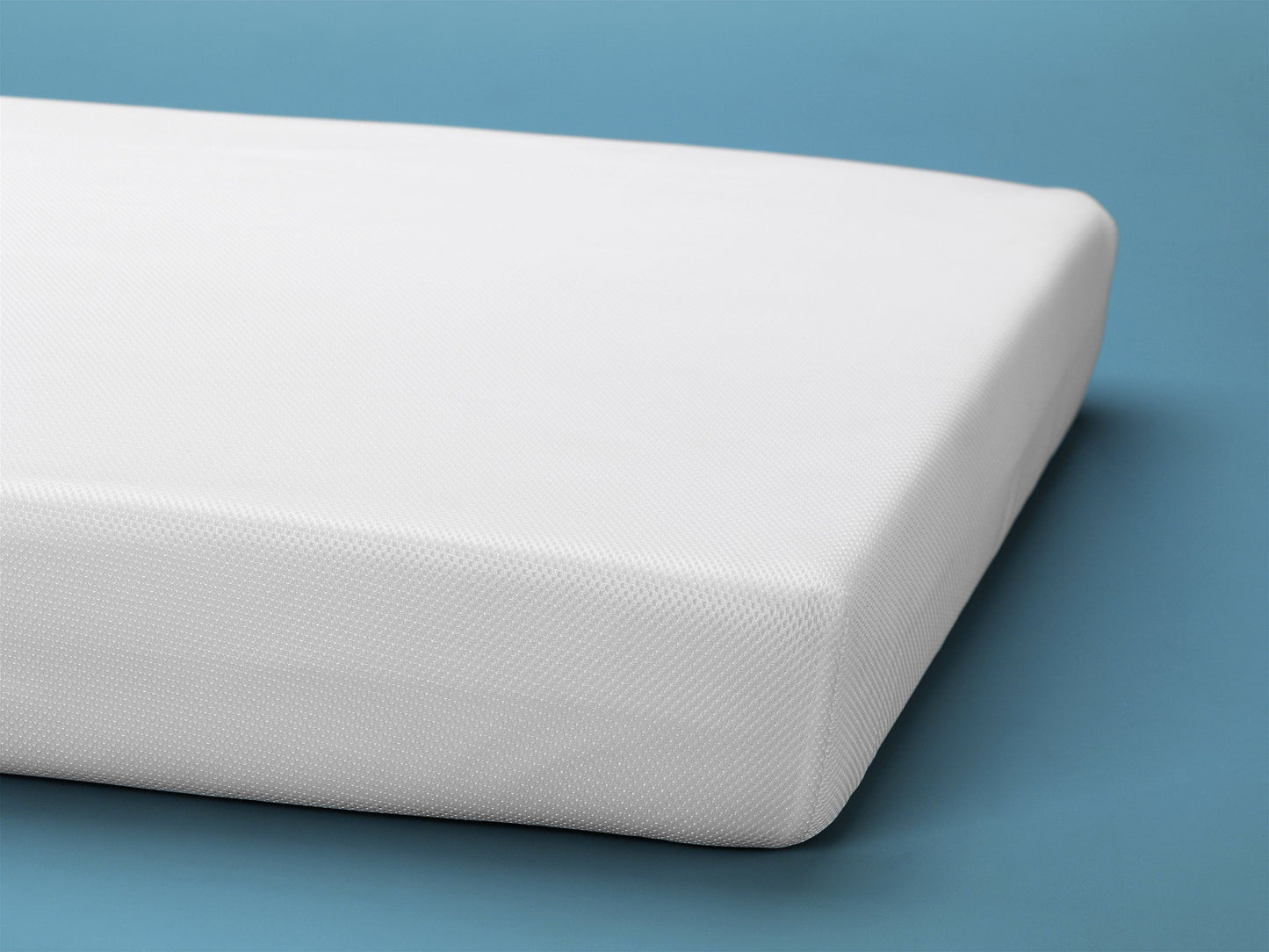 Little Dreamer Breathe-Thru Crib Mattress Cover